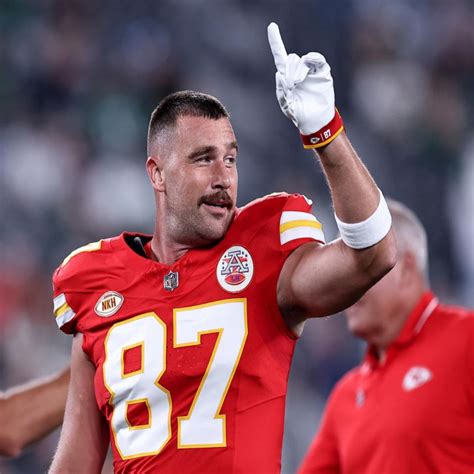 travis kelce tops